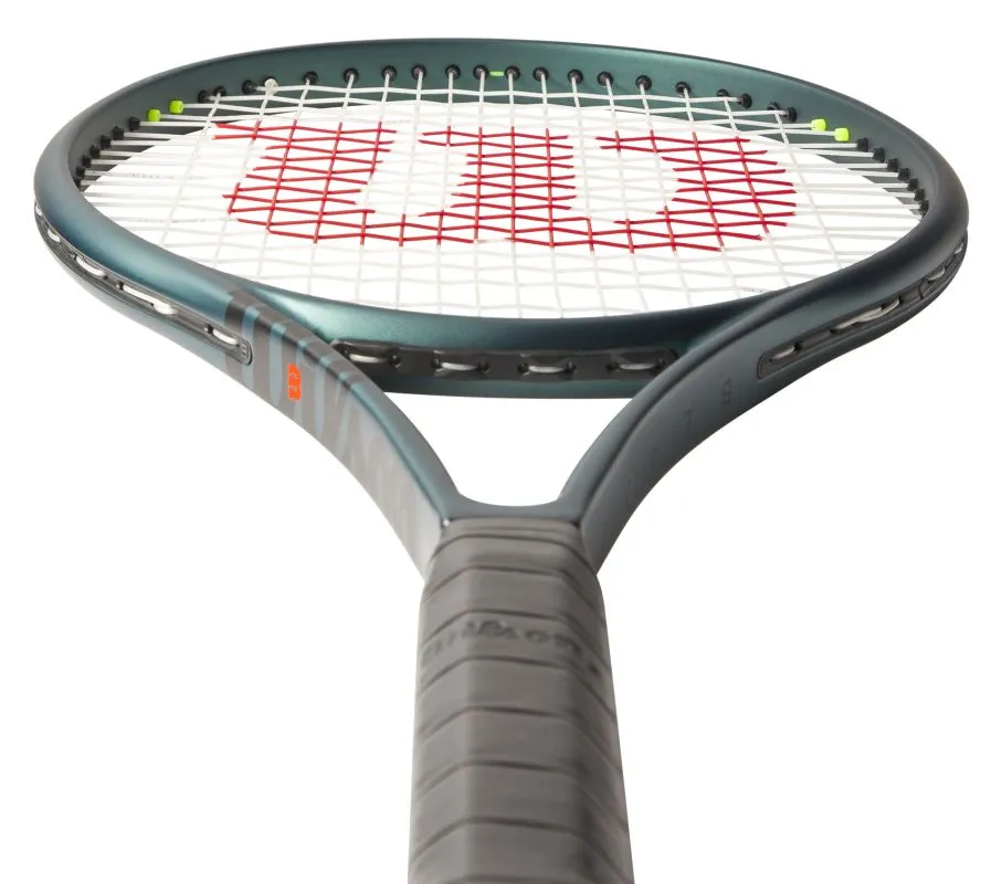 WR150111U_3_Blade_100L_V9_GR-png-high-res