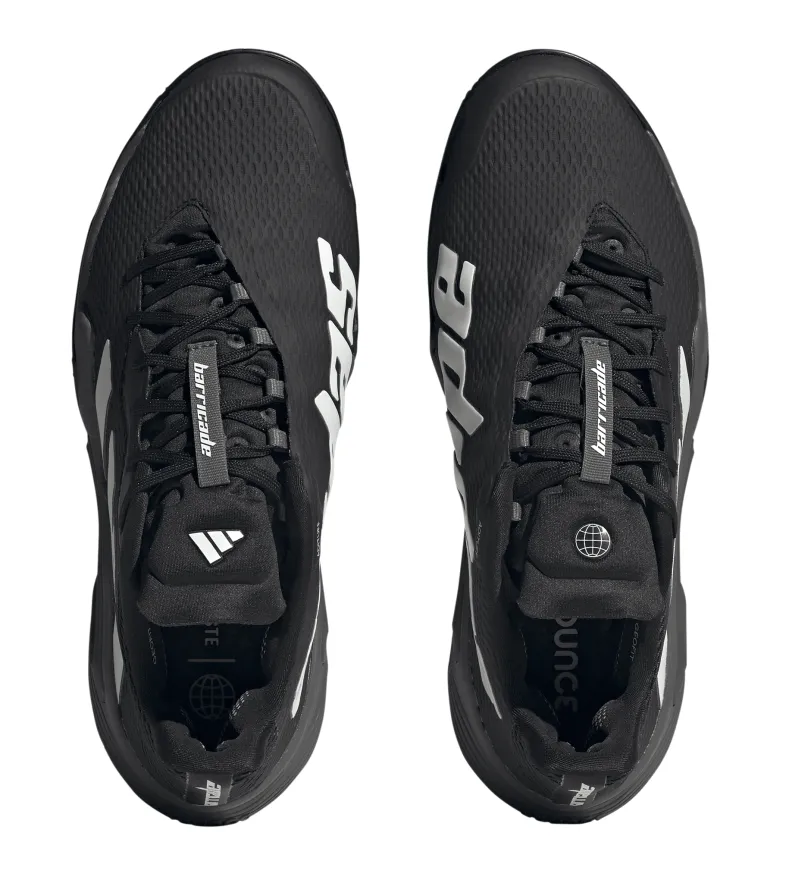 ID4250_3_FOOTWEAR_Photography_Top-Portrait-View_white