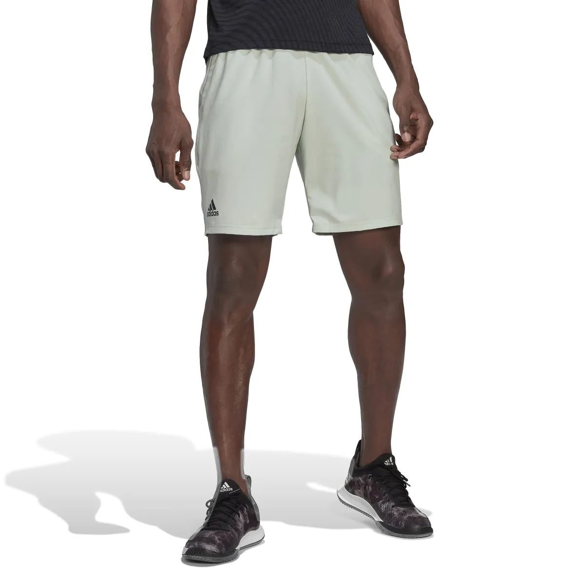 HN3909_3_APPAREL_On-Model_Standard-View_white
