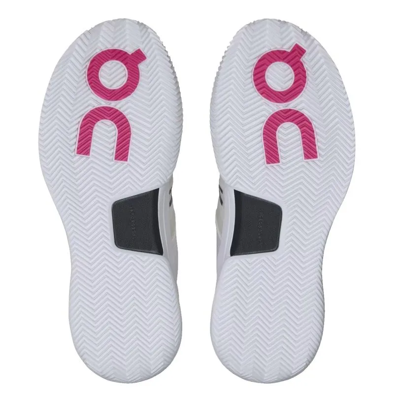 ClayOnRogerPro2WhitePinkWoman5