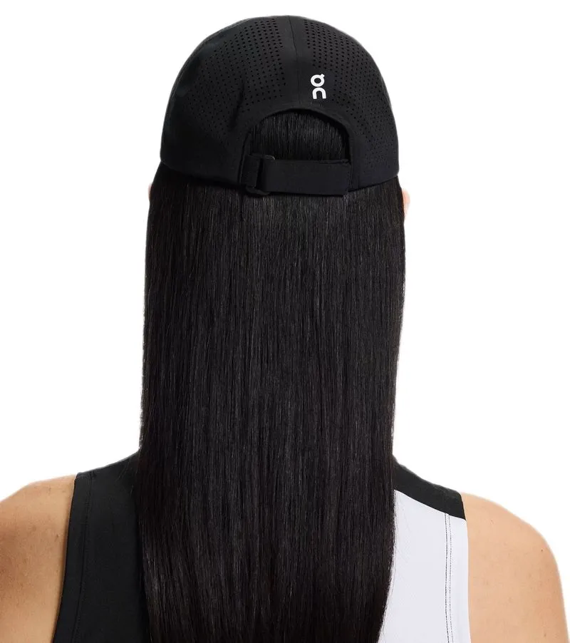 On Court - black