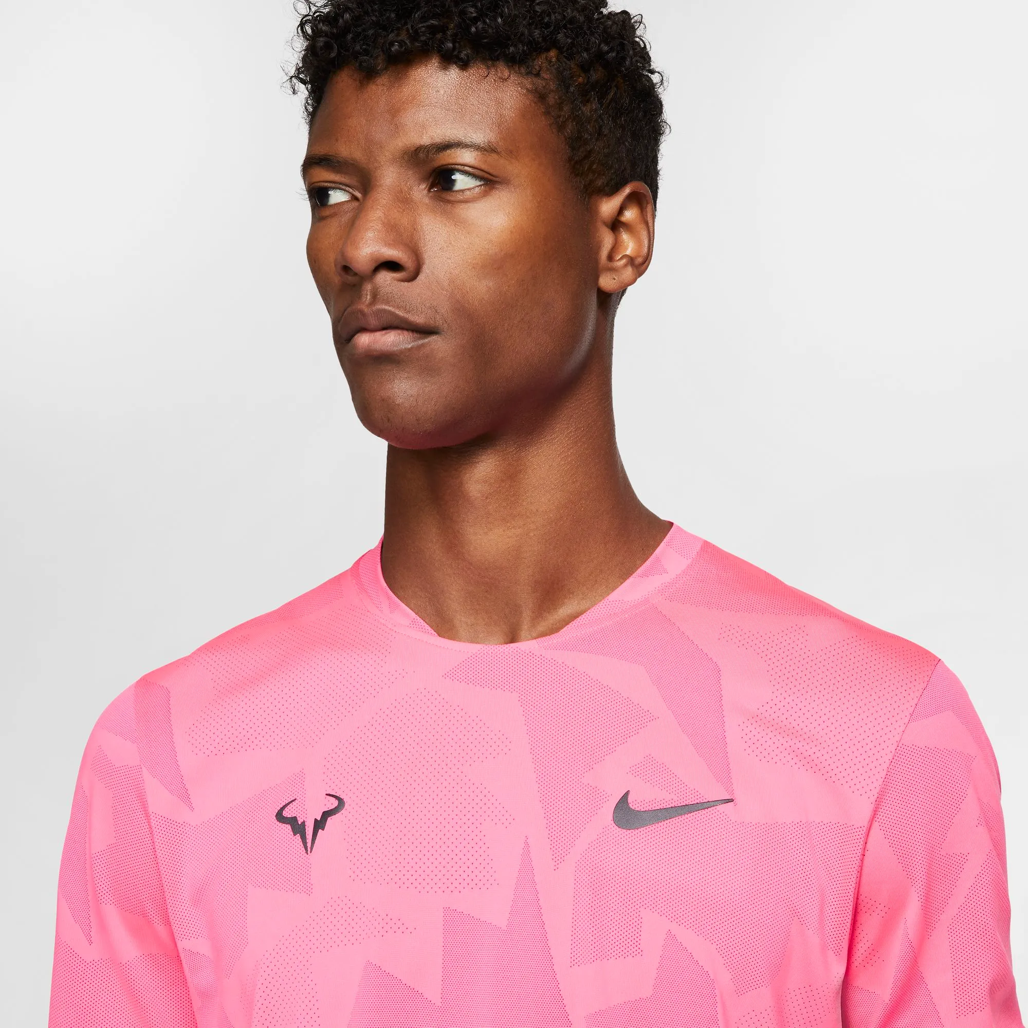 nike-court-aeroreact-top-ss-rafa-digital-pink-gridiron-5 Nike Court Aeroreact Top SS Rafa - digital pink/gridiron