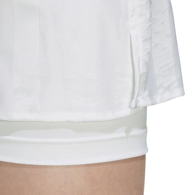 FT6406_APP_on-model_detail-3_white