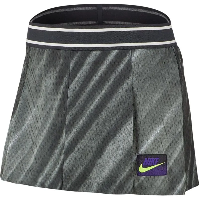 Nike Court Slam Short NY W - off noir/black/court purple/volt