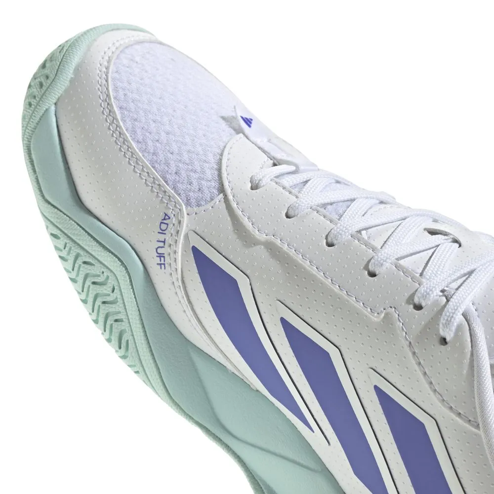 IE1061_8_FOOTWEAR_Photography_Detail-View-1_white