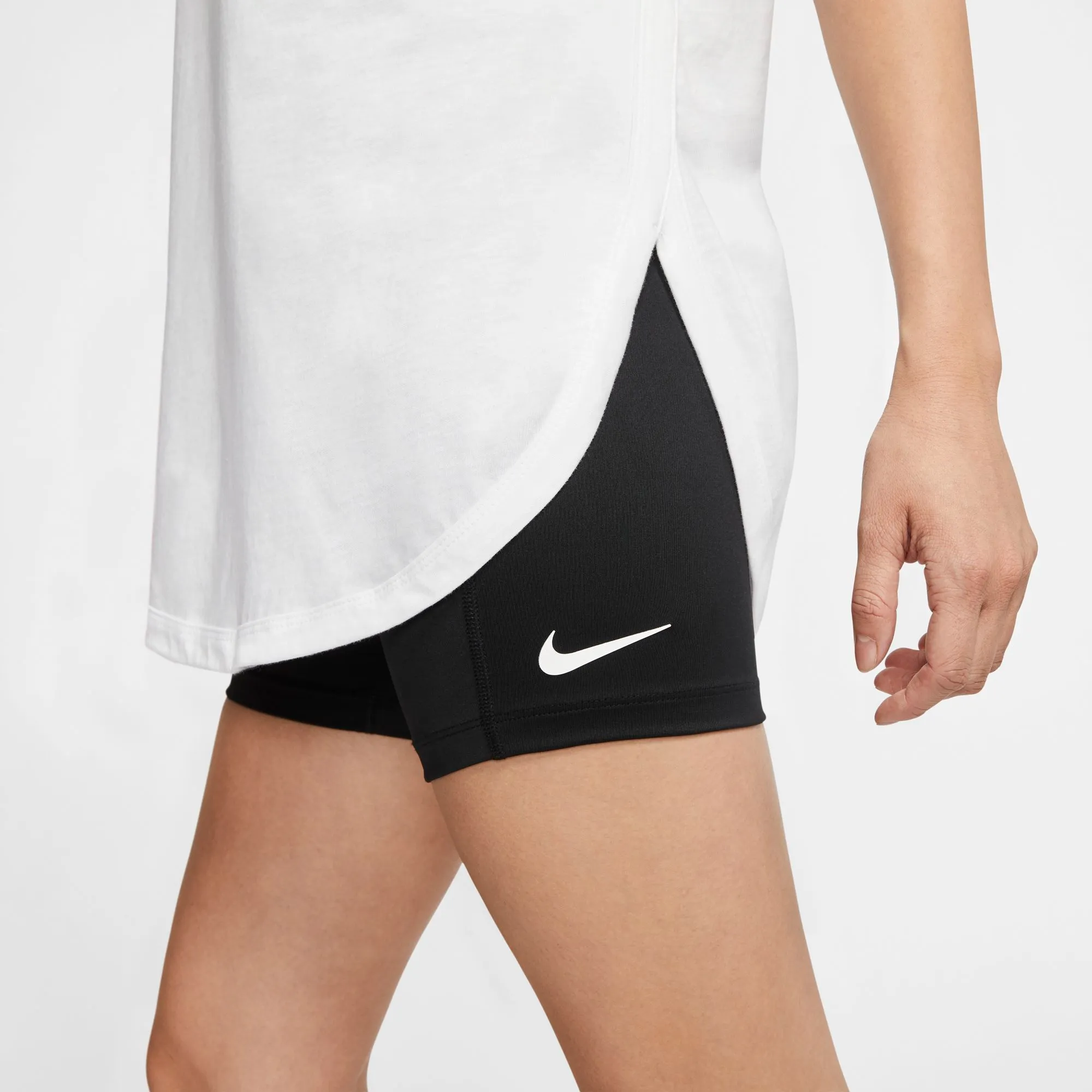 Nike Court Weekend Tee Court Embedded - white