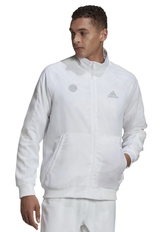 FR4316_APP_on-model_standard_white