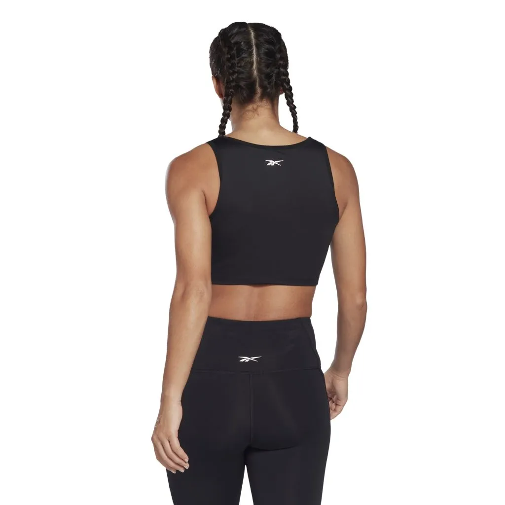 H51862_APP_on-model_back_white