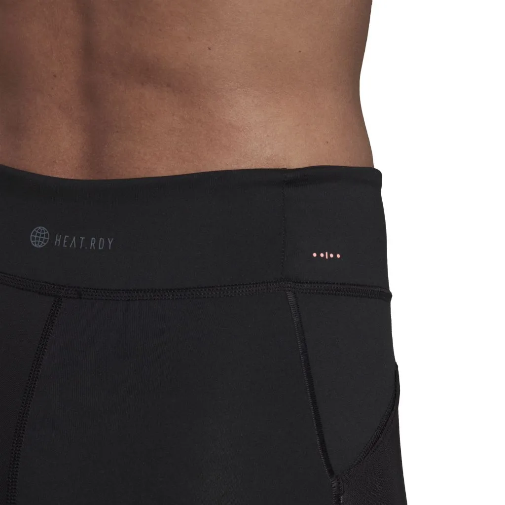 HF1791_APP_on-model_detail-1_white