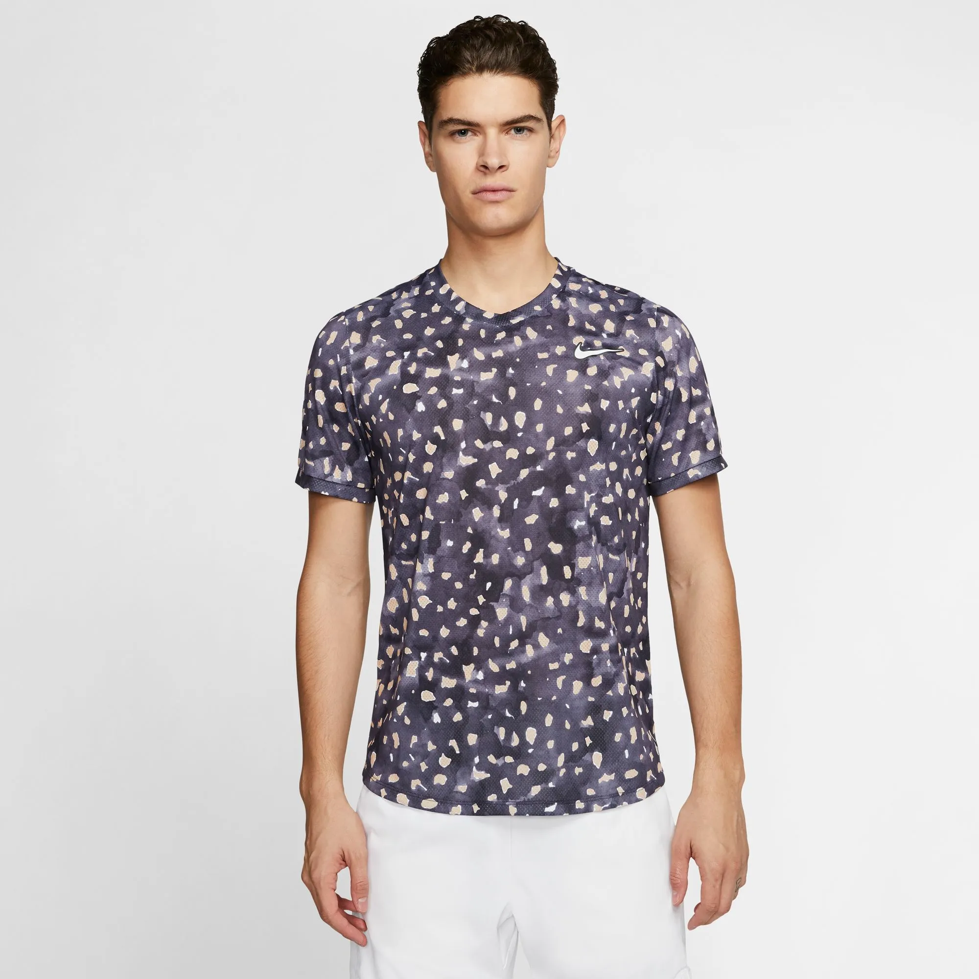 nike-court-challenger-top-ss-mb-nt1-gridiron-gridiron-white-3 Nike Court Challenger Top SS MB NT1 - gridiron/gridiron/white