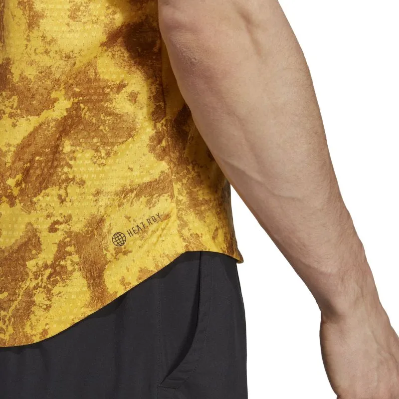 IB4605_8_APPAREL_On-Model_Detail-View-2_white