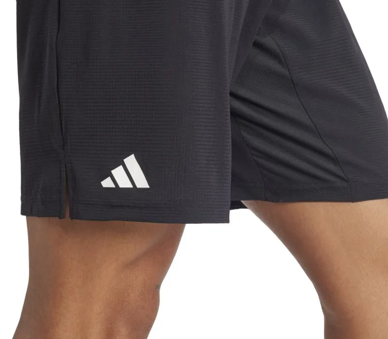 IQ4736_10_APPAREL_On-Model_Detail-View-2_whiteGsVvQtdlVeYno