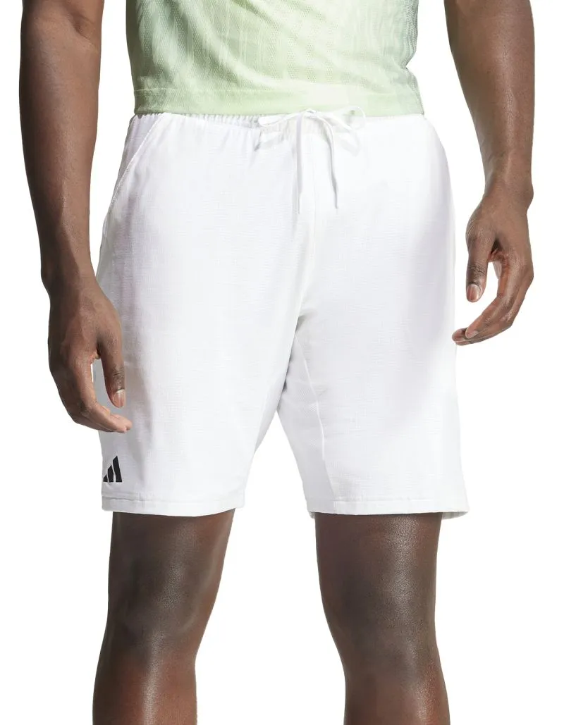 IQ4731_4_APPAREL_On-Model_Standard-View_whitedy3pwFCVssQ9d