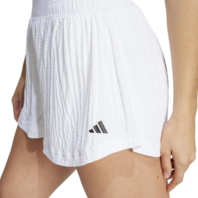 IT4691_7_APPAREL_On-Model_Detail-View-1_white