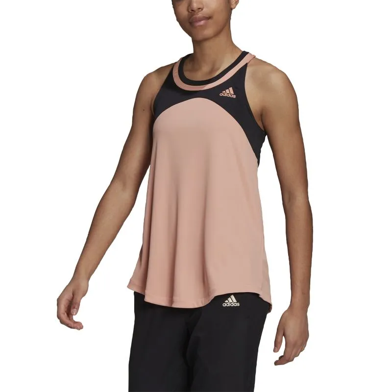 H33701_APP_on-model_front_white