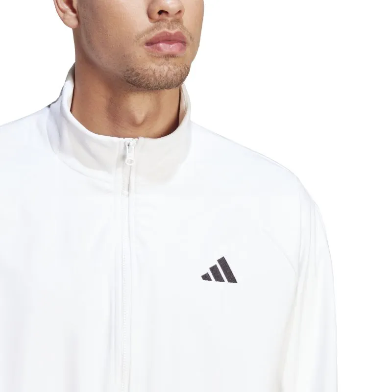 IA7095_8_APPAREL_On-Model_Detail-View-1_white