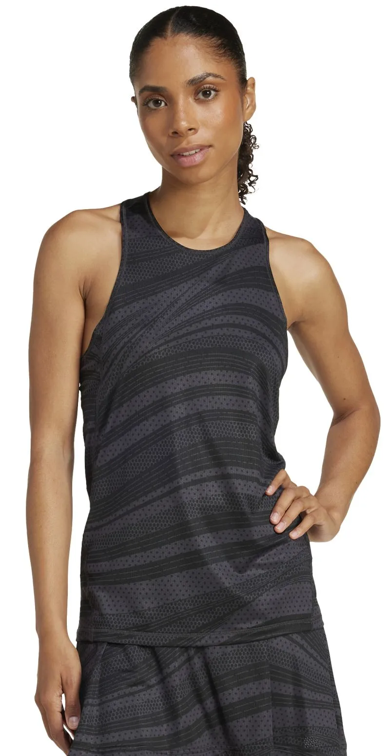 JH3349_2_APPAREL_On-Model_Standard-View_white
