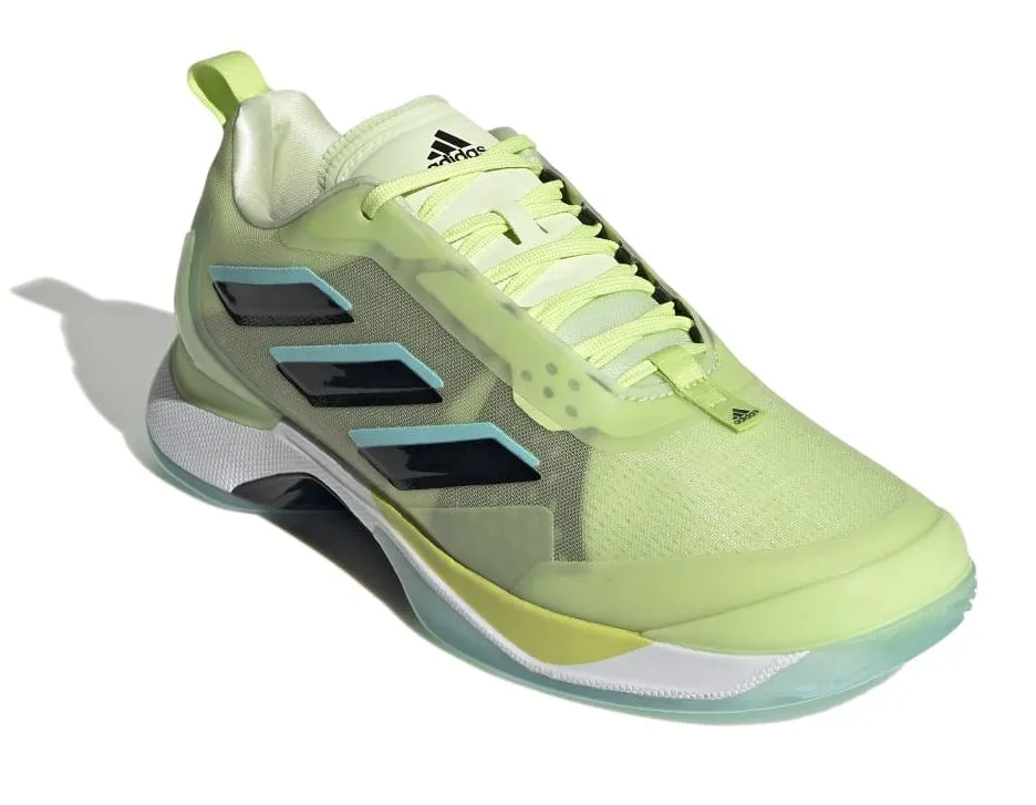 GZ5919_6_FOOTWEAR_Photography_Front-Lateral-Top-View_white