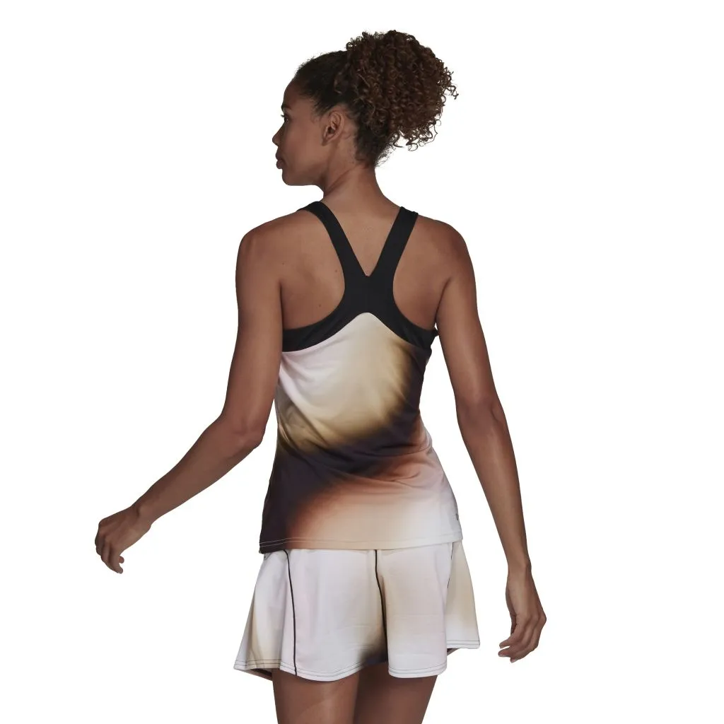 HA3345_APP_on-model_back_white
