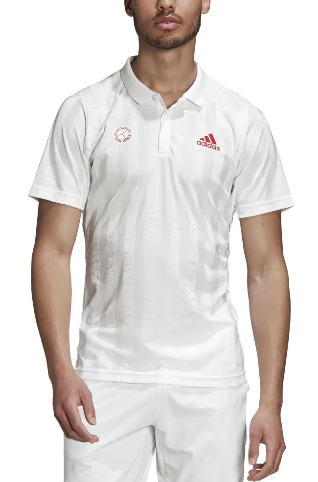 FR4318_APP_on-model_front_white