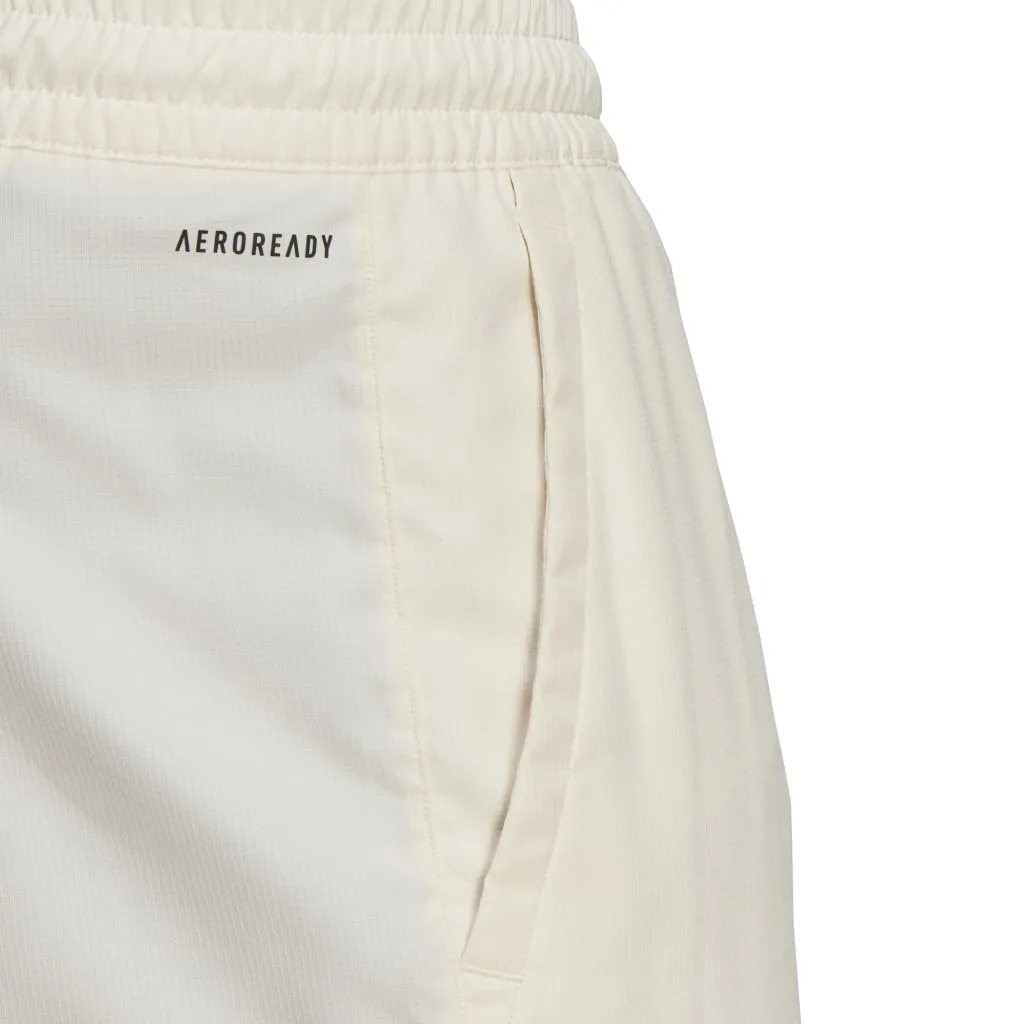 H34695_APP_on-model_detail-2_white