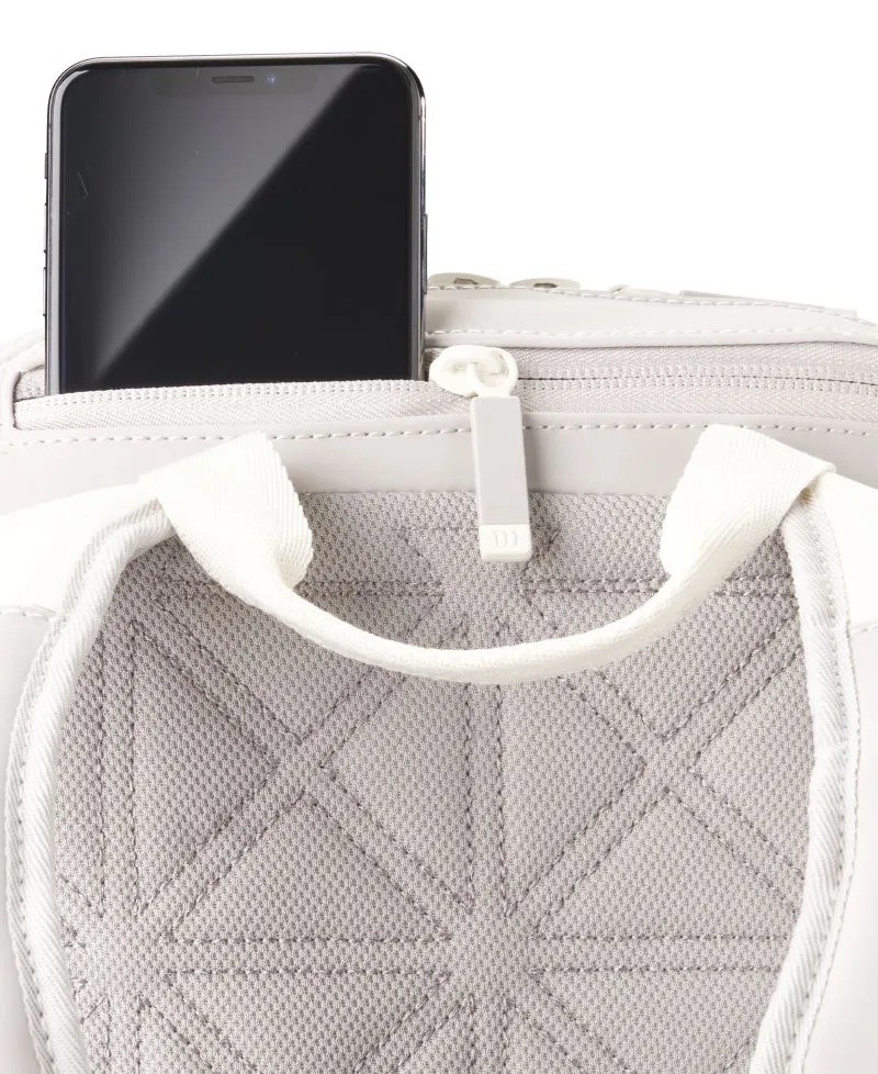 WR8042701_3_RG_2025_Backpack_Cream_Clay-png-high-res
