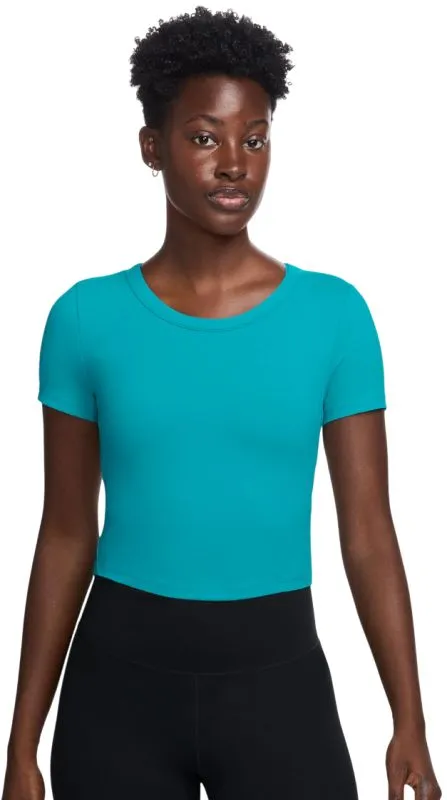 AURORA_FN2804-345_PHSFM001-2000-Photoroom Nike One Fitted Dri-Fit Short Sleeve