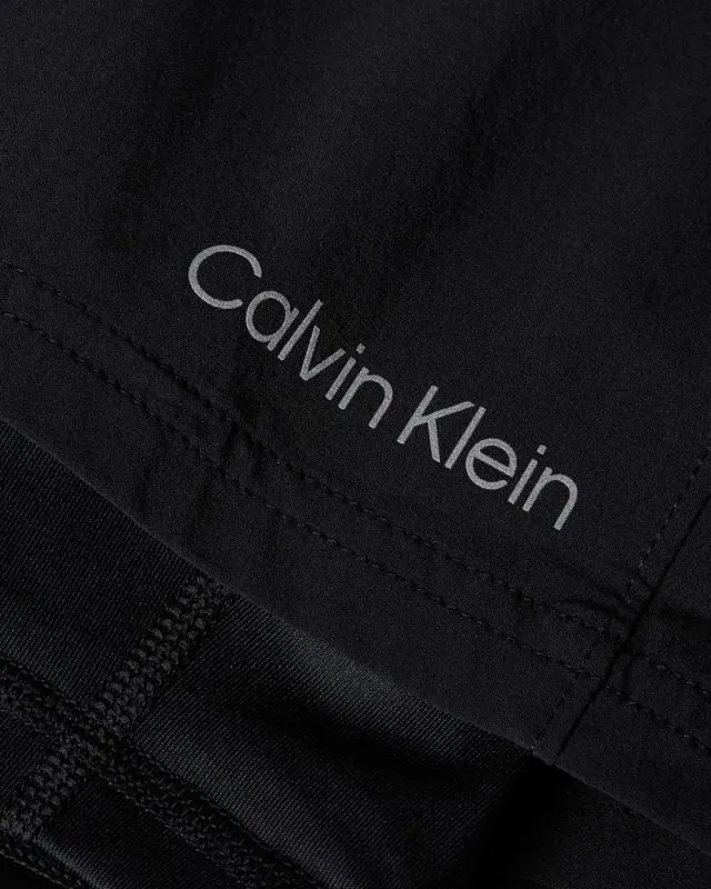 Calvin-Klein_FA2022_BAE_00GMF2S802BAE_3