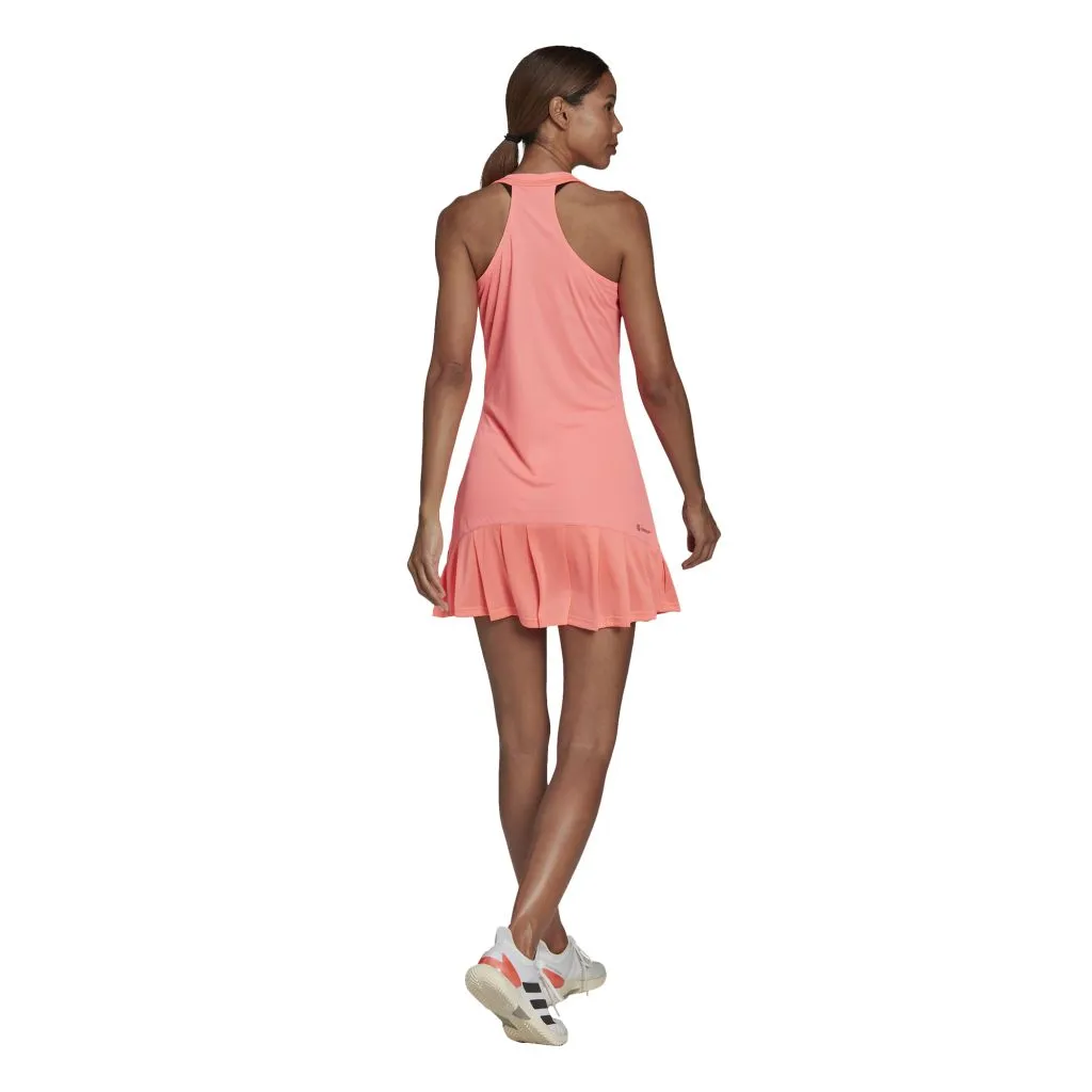 HF1773_APP_on-model_back_white