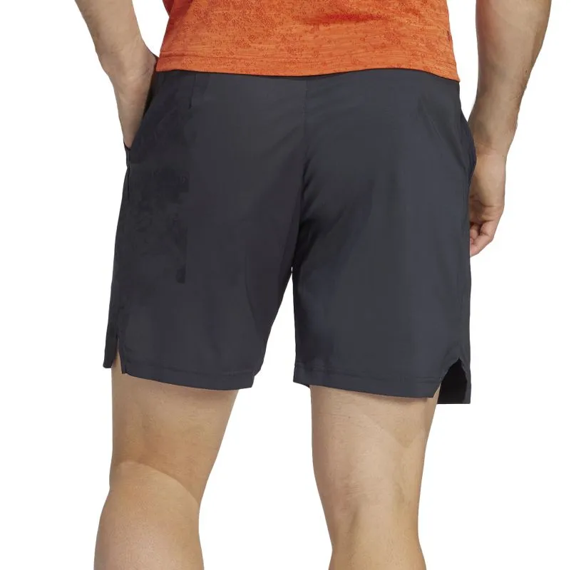 HZ1345_4_APPAREL_On-Model_Back-View_white