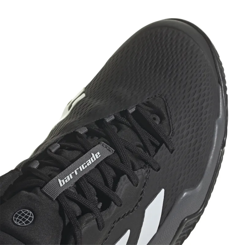 ID4250_8_FOOTWEAR_Photography_Detail-View-1_white