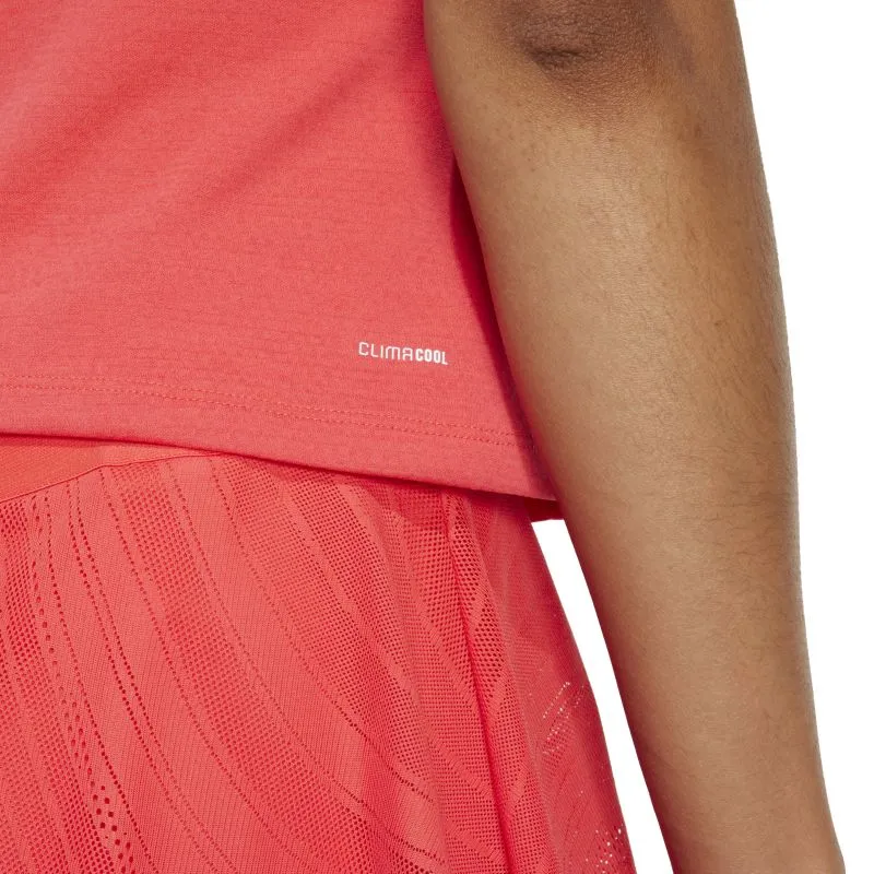 IN6161_9_APPAREL_On-Model_Detail-View-2_white