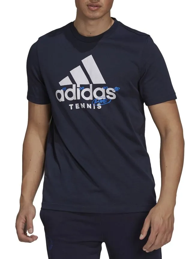 GU8865_APP_on-model_front_white