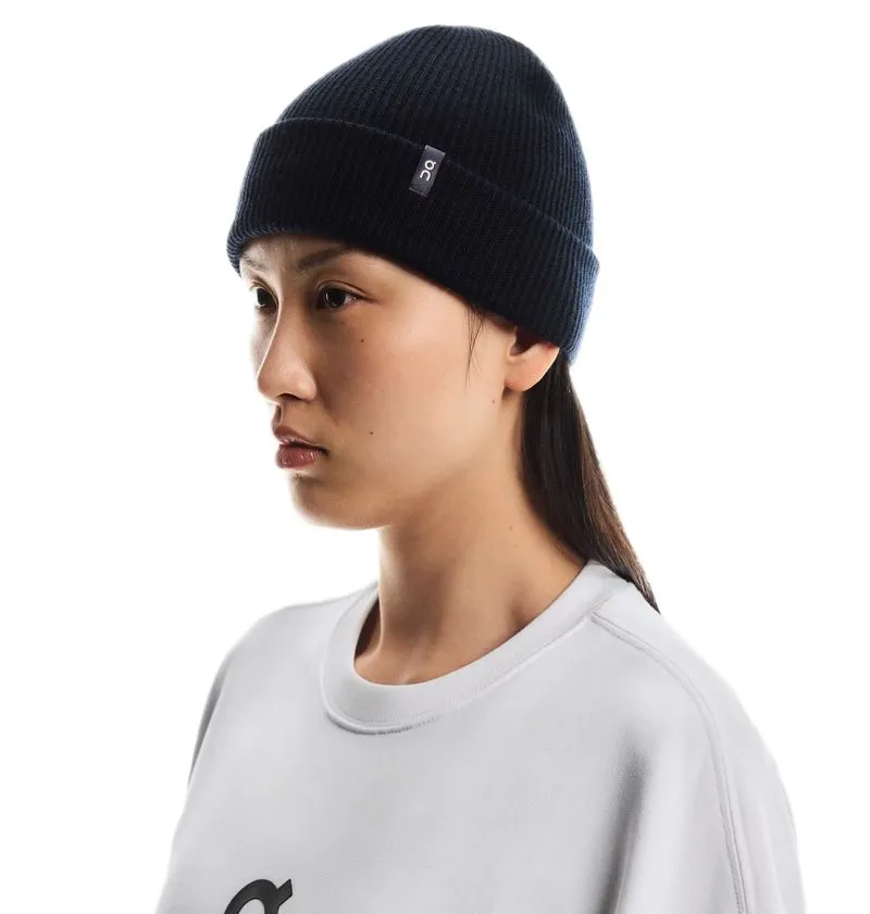 On Merino Beanie - midnight
