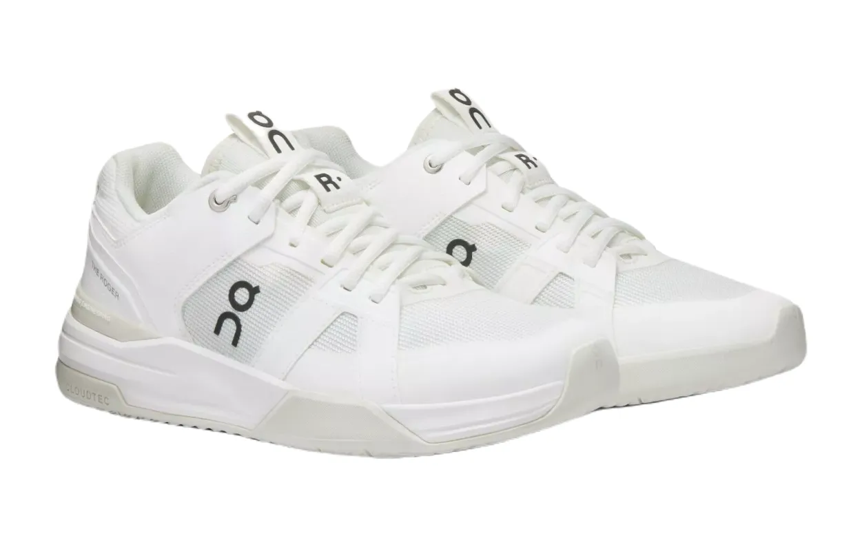 WomOnTheRogerClubhProWhite3