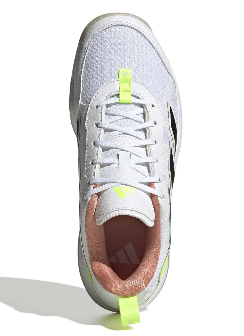 IG9544_3_FOOTWEAR_Photography_Top-Portrait-View_white