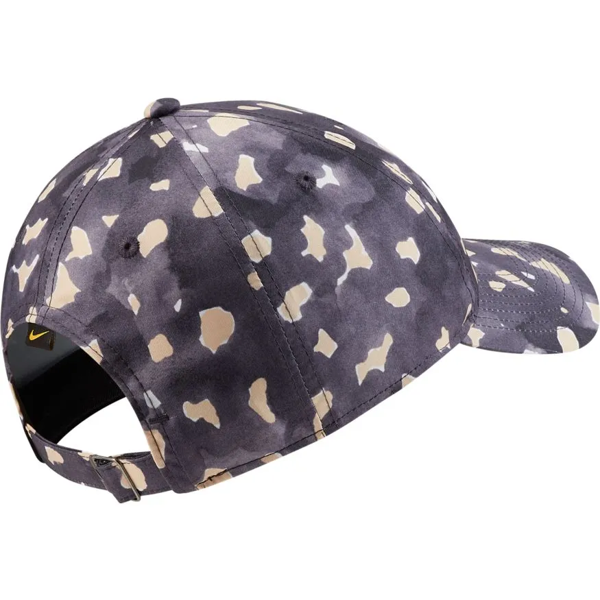 Nike H86 Cap Court Logo AOP - white