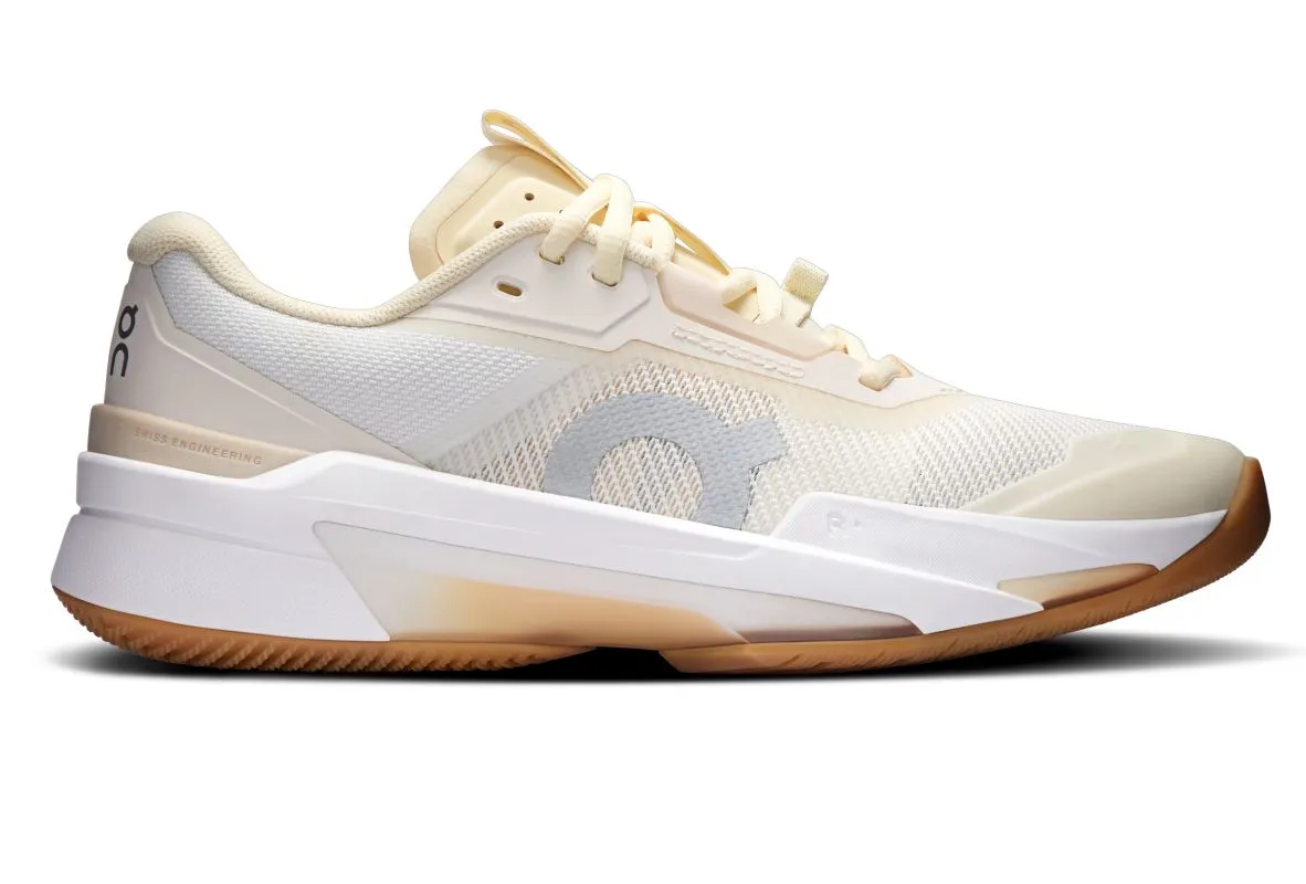On The Roger Pro Fire - ivory/sand