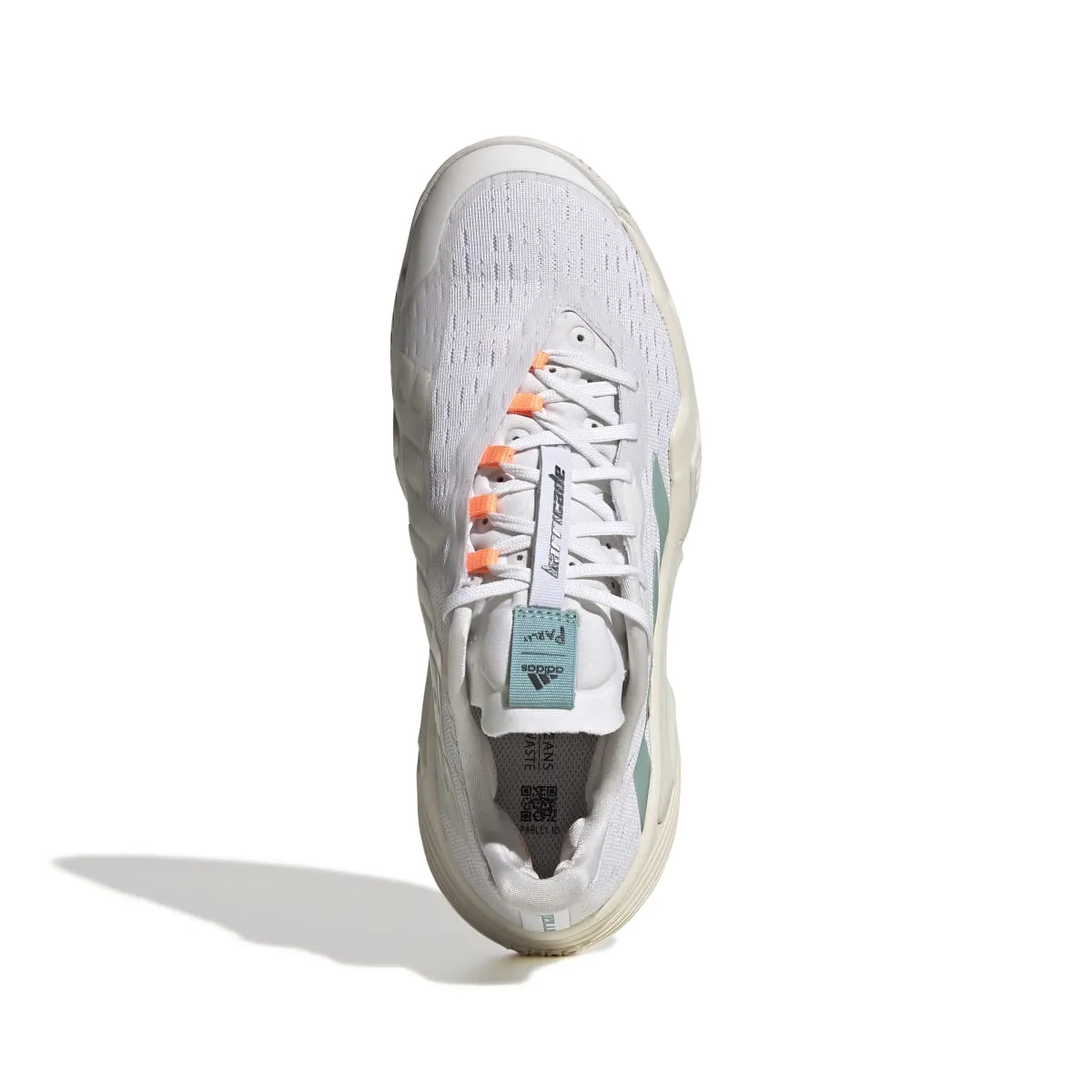 GX6417_3_FOOTWEAR_Photography_Top-Portrait-View_white