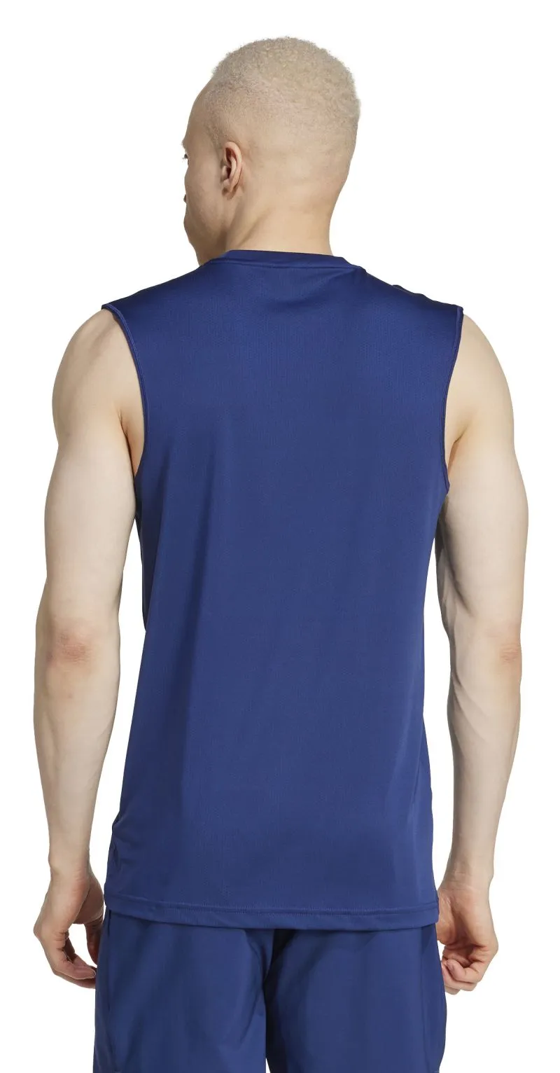 JN7090_3_APPAREL_On-Model_Back-View_white