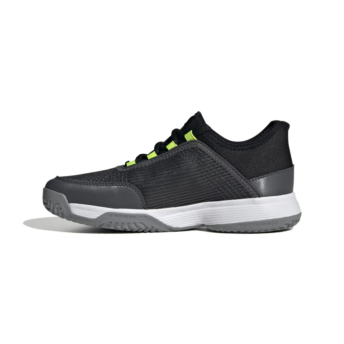 GW3841_5_FOOTWEAR_Photography_Side-Medial-Center-View_white