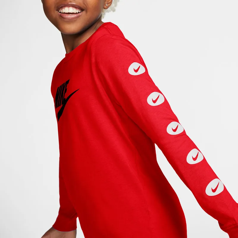 nike-swoosh-futura-long-sleeve-tee-university-red-4 Nike Swoosh Futura Long Sleeve Tee - university red