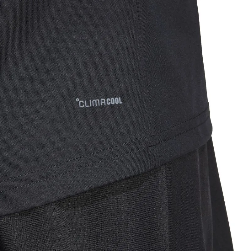 JN7093_8_APPAREL_On-Model_Detail-View-1_white