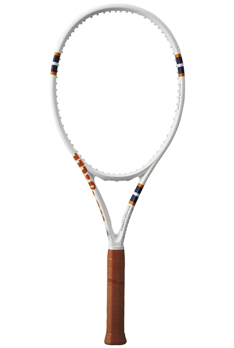 WR128111U_9_Clash_100L_v2_Roland_Garros_WH-png-high-res