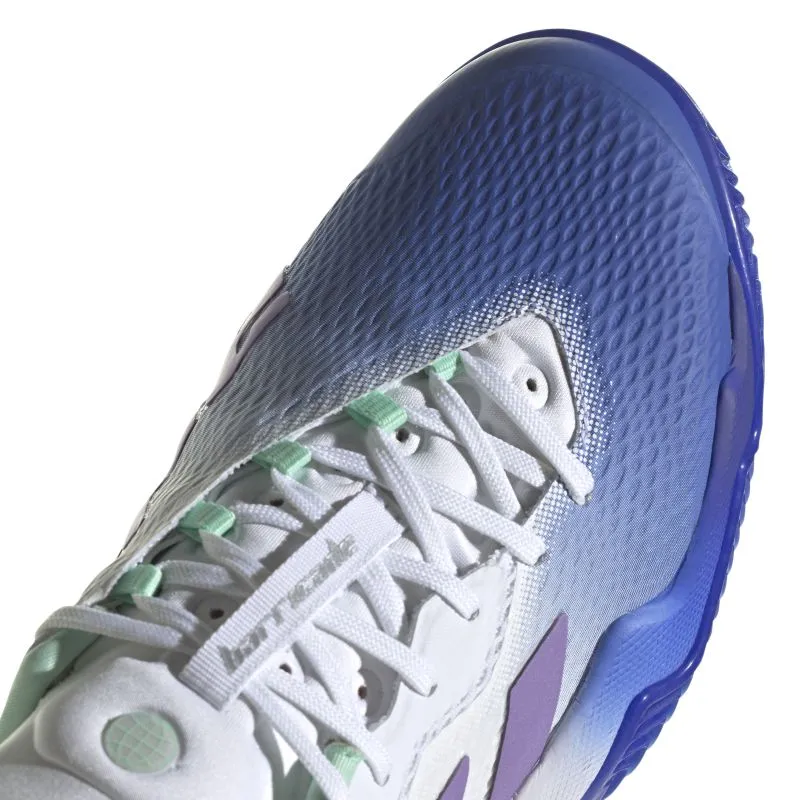 HQ8428_8_FOOTWEAR_Photography_Detail-View-1_white