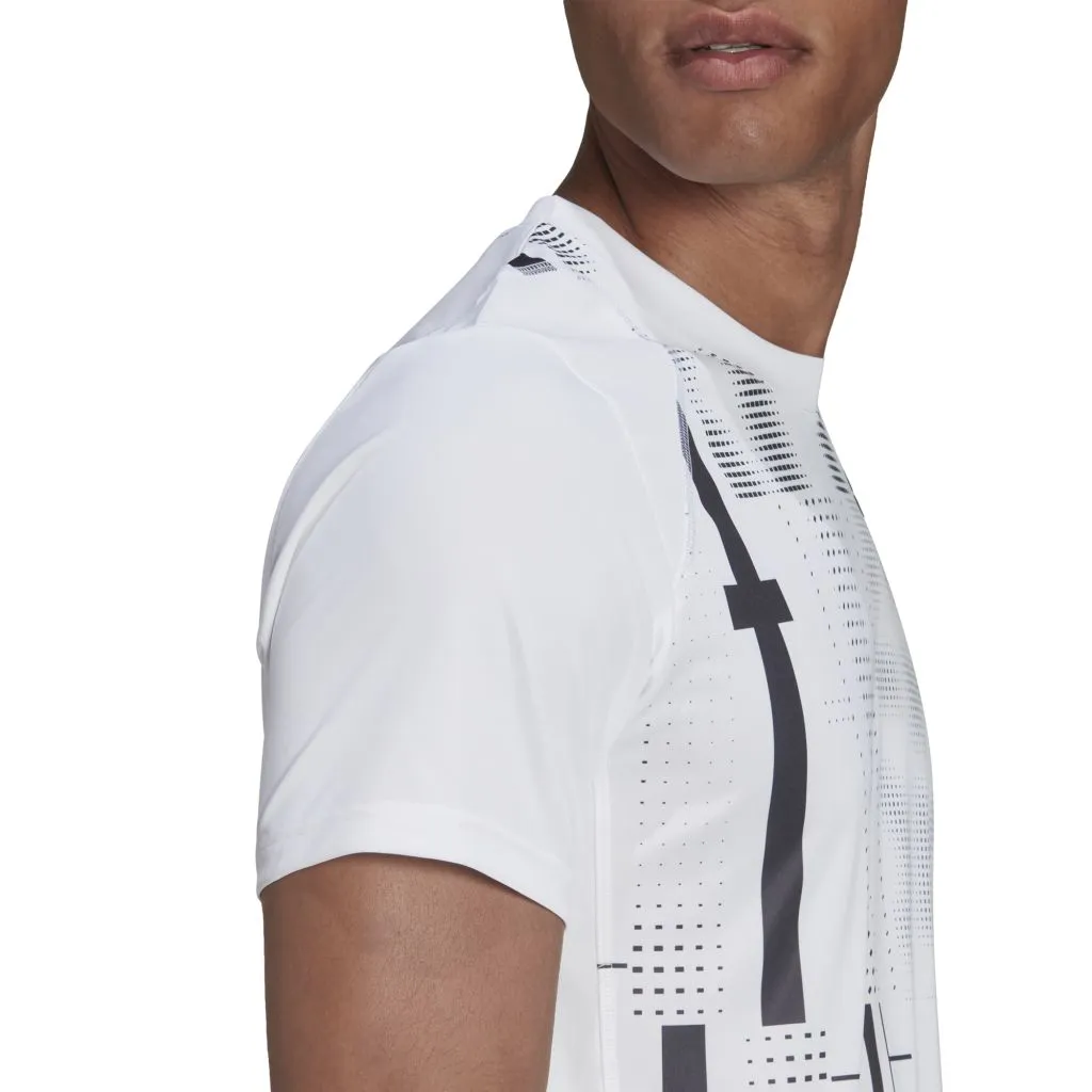 HB9087_APP_on-model_detail-3_white