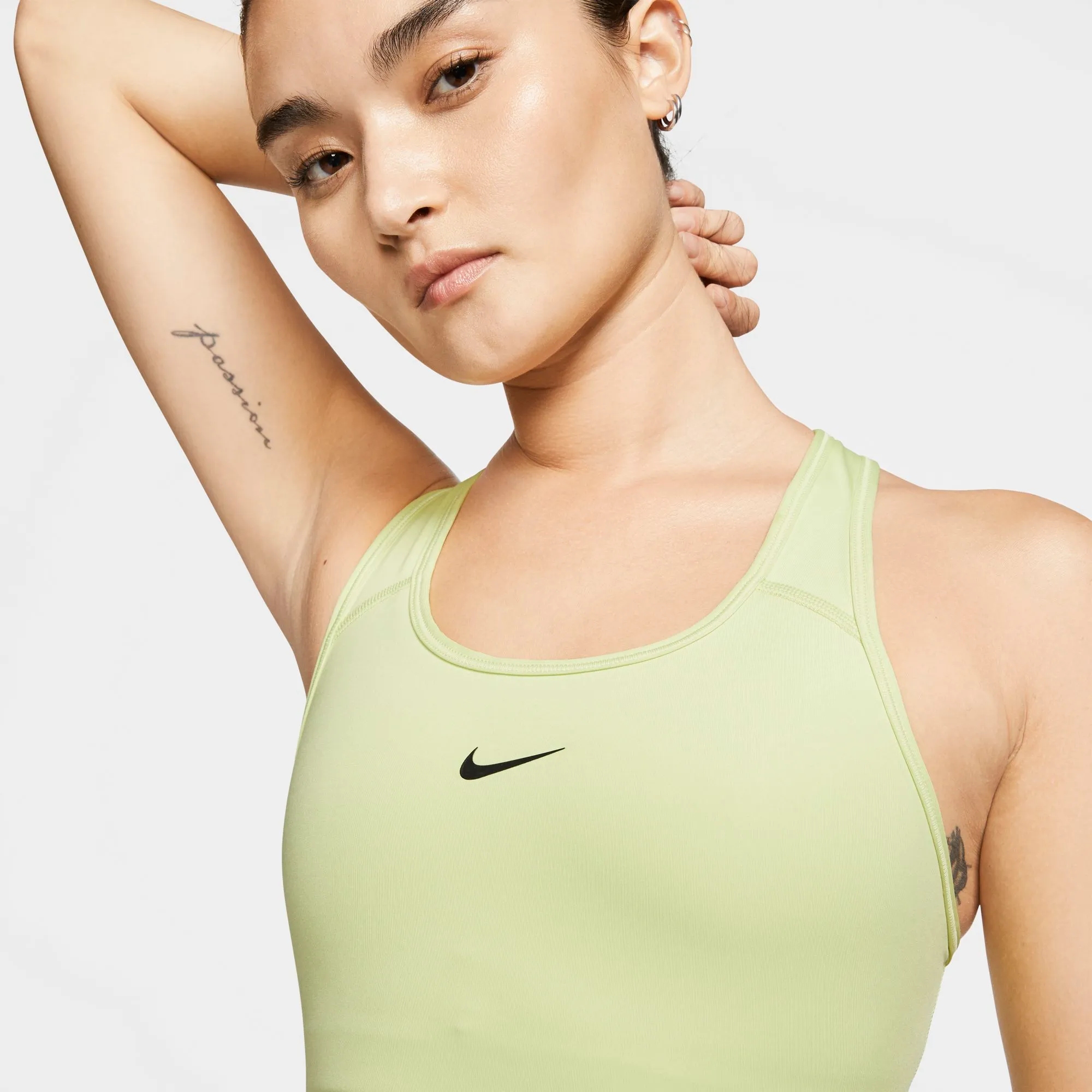 nike-swoosh-bra-pad-limelight-black-5 Nike Swoosh Bra Pad - limelight/black