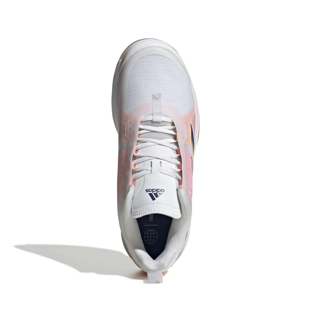 GZ0690_3_FOOTWEAR_Photography_Top-Portrait-View_white
