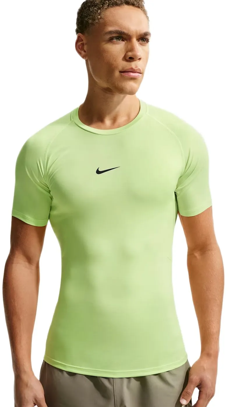 Nike Pro Dri-FIT Tight Short-Sleeve Fitness - light liquid lime/black Nike Pro Dri-FIT Tight Short-Sleeve Fitness - light liquid lime/black