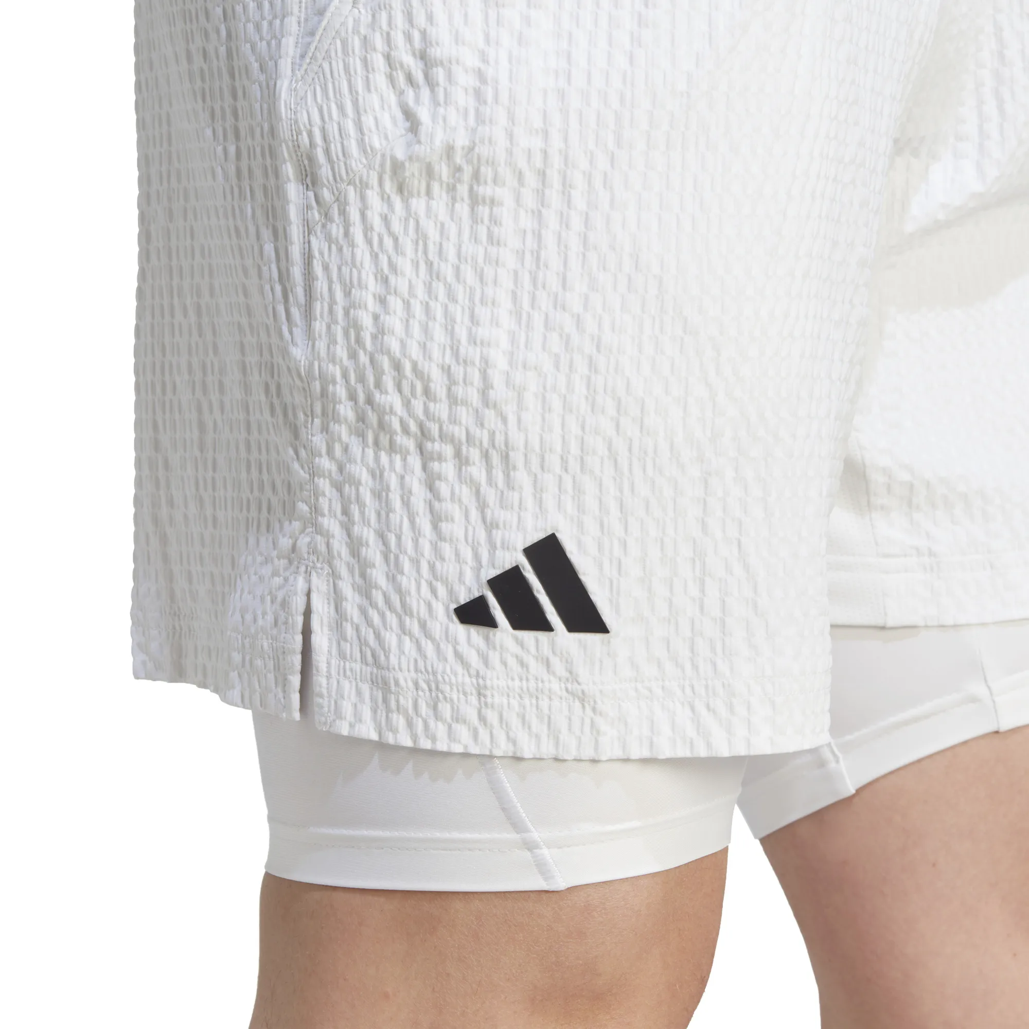 IA7101_7_APPAREL_On-Model_Detail-View-1_white